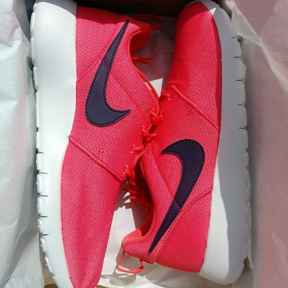 🔥 New Nike Roshe One (GS) Running Shoes Pink - Picture 4 of 6